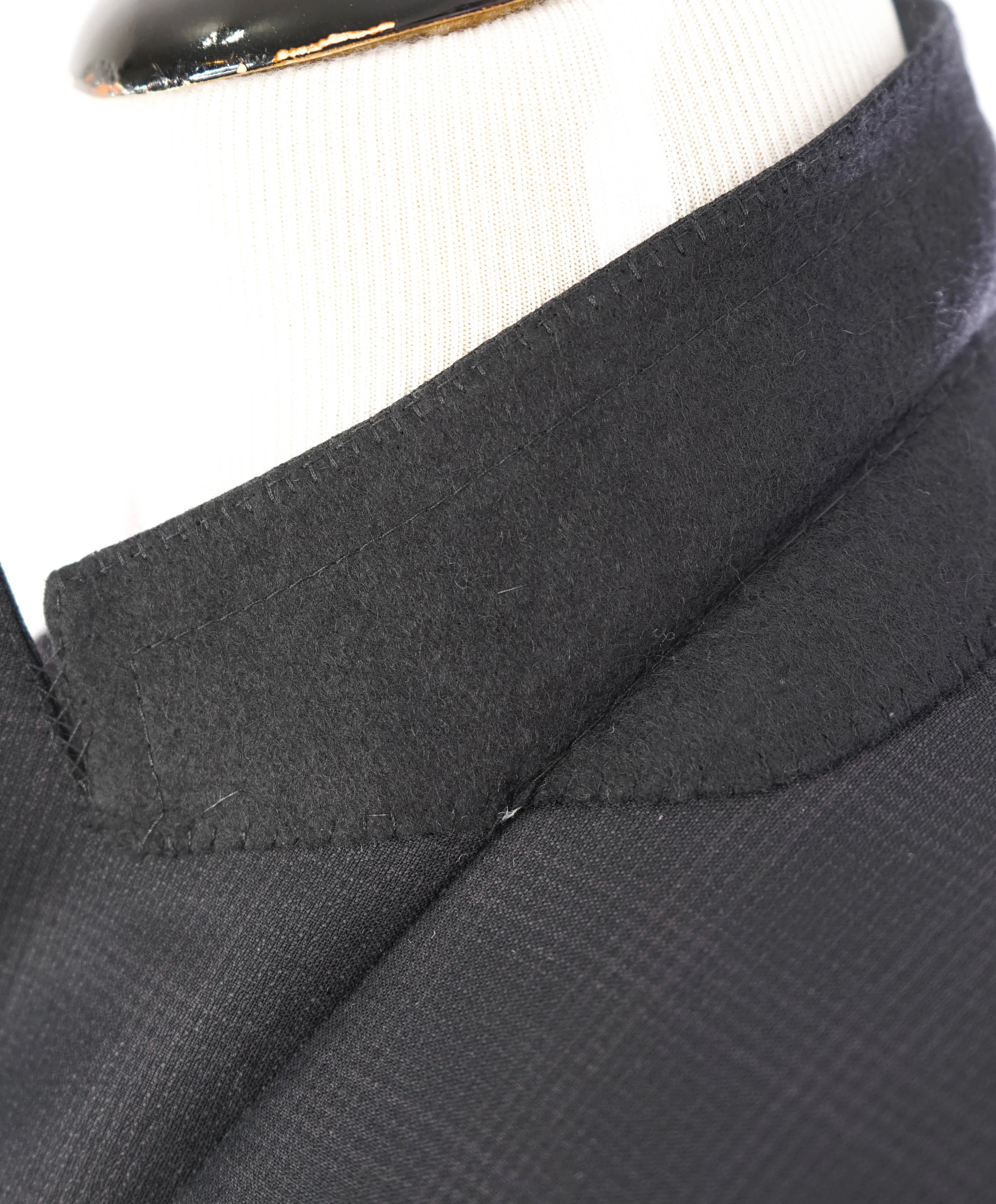 $1,895 CANALI - Gray/Black Check Peak Lapel Blazer - 46R