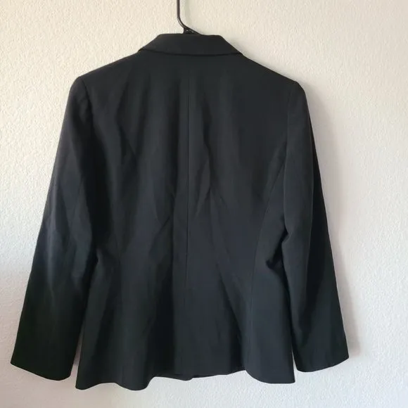 Elie Tahari US Women's Sz 6 Wool Blend Black Blazer 3-Button Notch Lapels