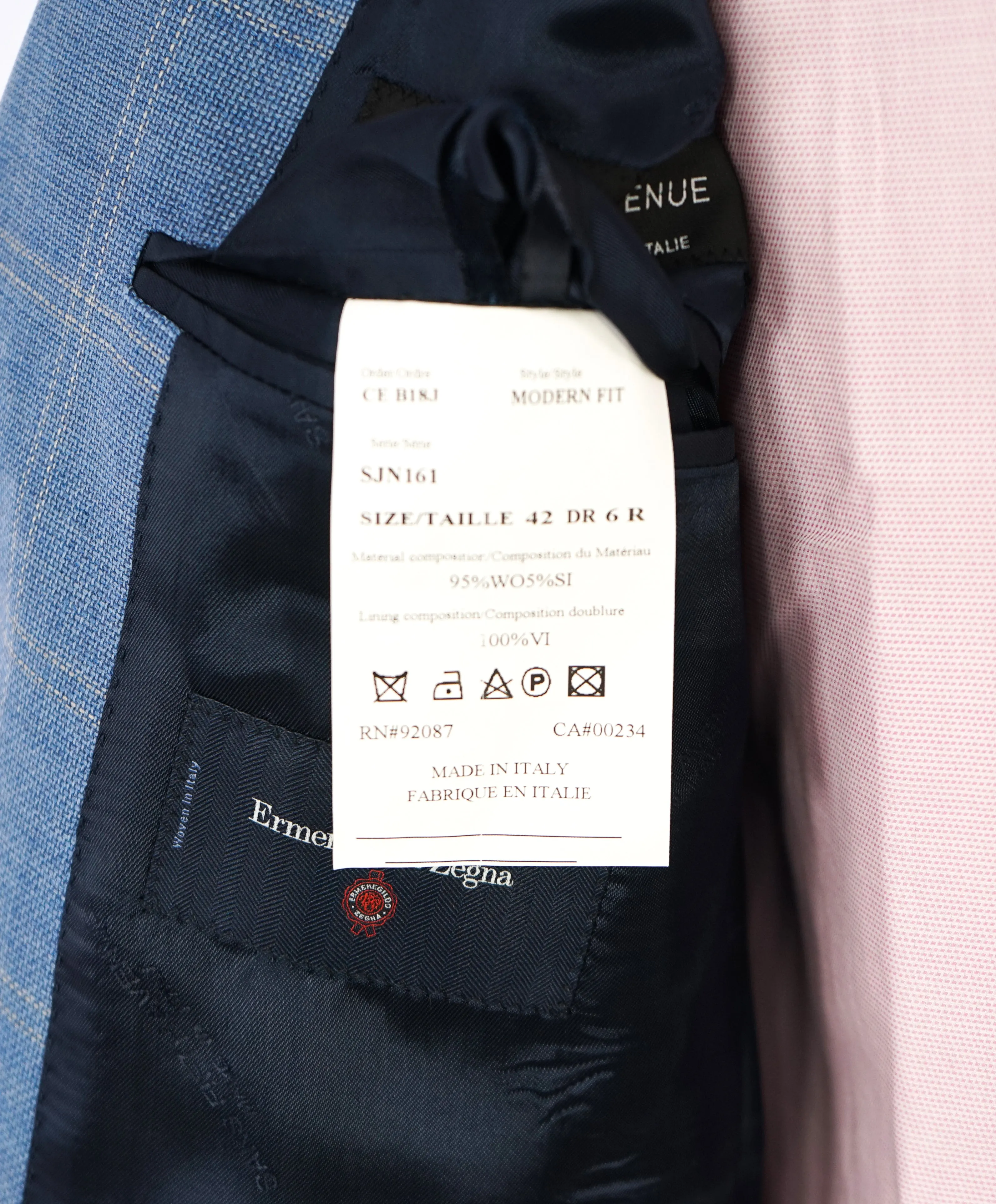 ERMENEGILDO ZEGNA Cloth - By SAKS FIFTH AVENUE "SILK Blend" Blue Blazer - 42R