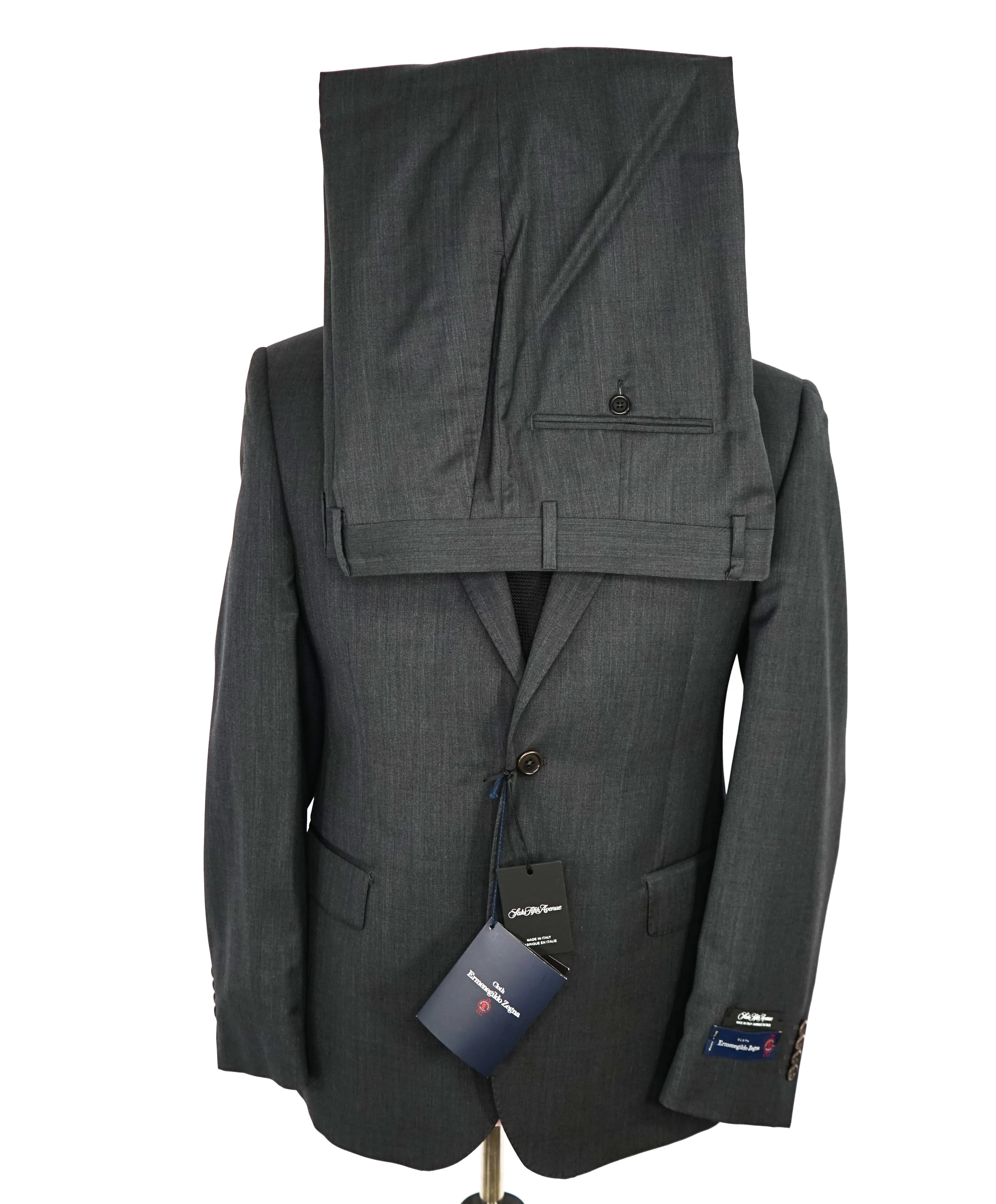 ERMENEGILDO ZEGNA - "TAILORED FIT" SAKS FIFTH AVENUE *SILK* Gray Suit - 38R 34W