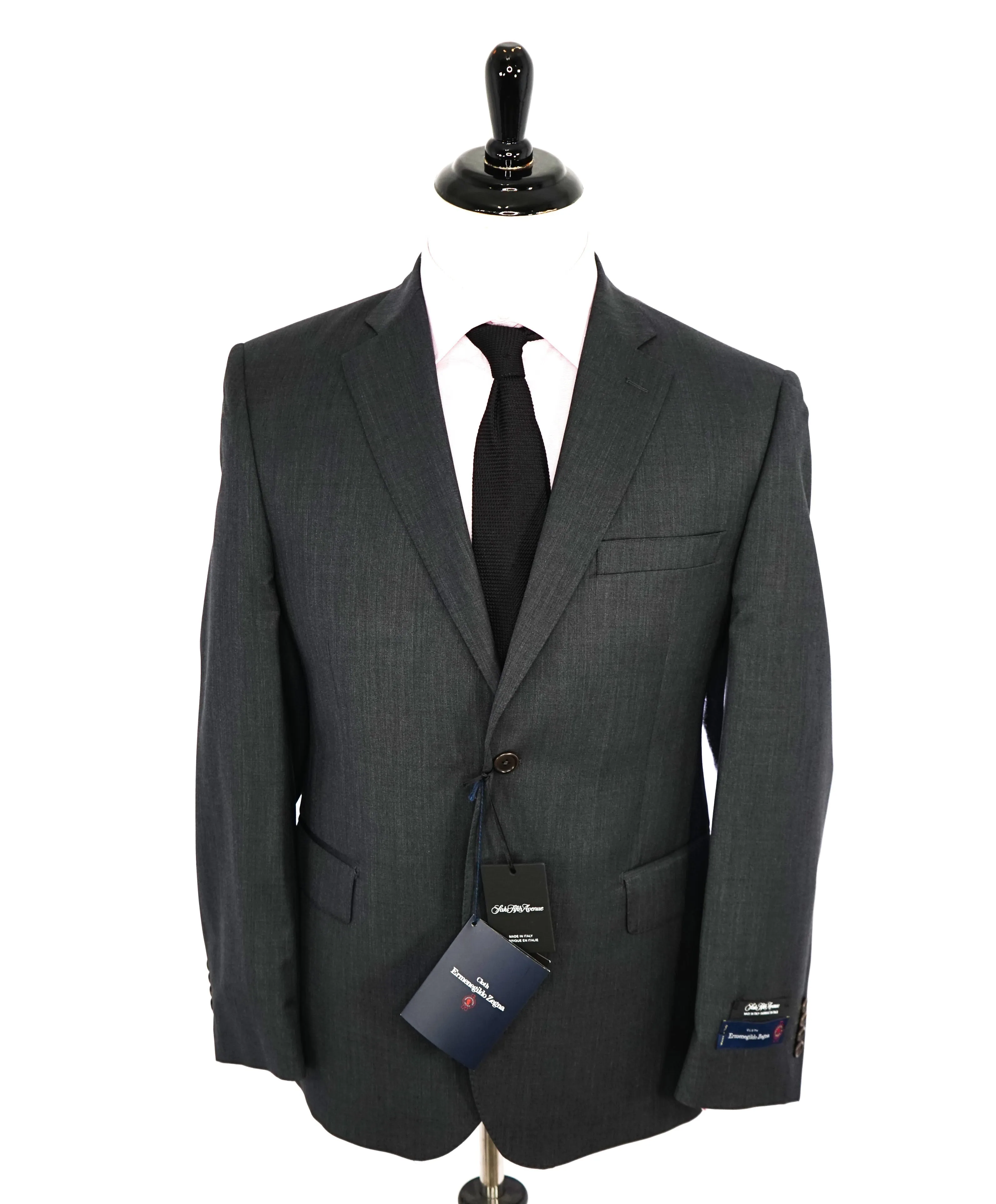 ERMENEGILDO ZEGNA - "TAILORED FIT" SAKS FIFTH AVENUE *SILK* Gray Suit - 38R 34W