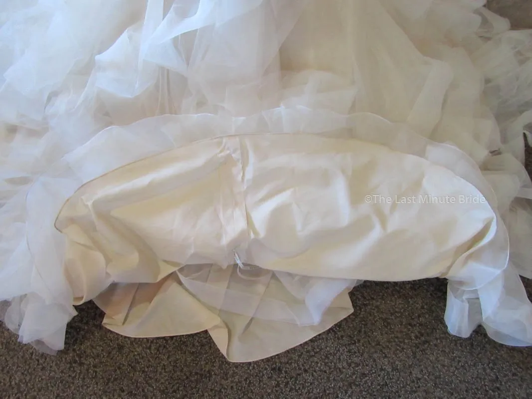 Essense of Australia D2258 Size 20