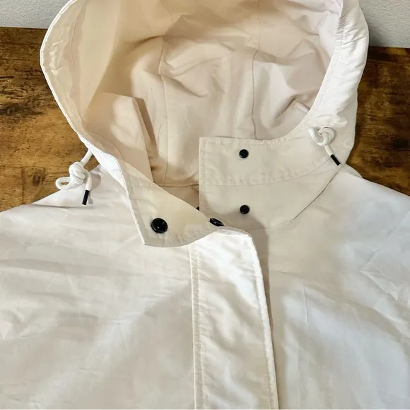 Everlane City Cropped Anorak Rain Jacket Large EUC
