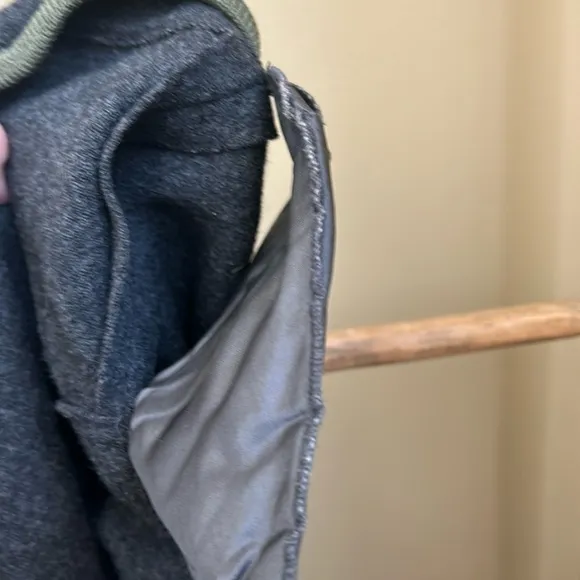 Geiger Vintage Made In Austria Wool Cropped Charcoal Jacket Size 42