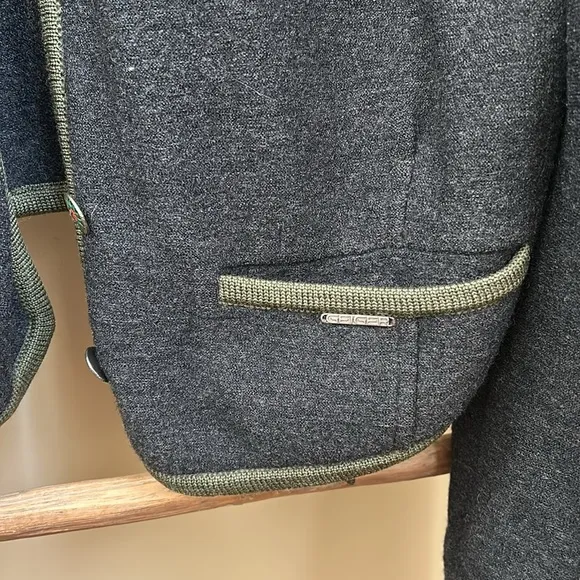 Geiger Vintage Made In Austria Wool Cropped Charcoal Jacket Size 42