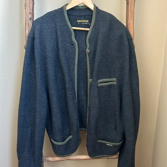 Geiger Vintage Made In Austria Wool Cropped Charcoal Jacket Size 42