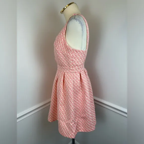GUESS Pink &amp; White Fit &amp; Flare Cutout Dress NWT ‘Sweet Thang’ | Size Small