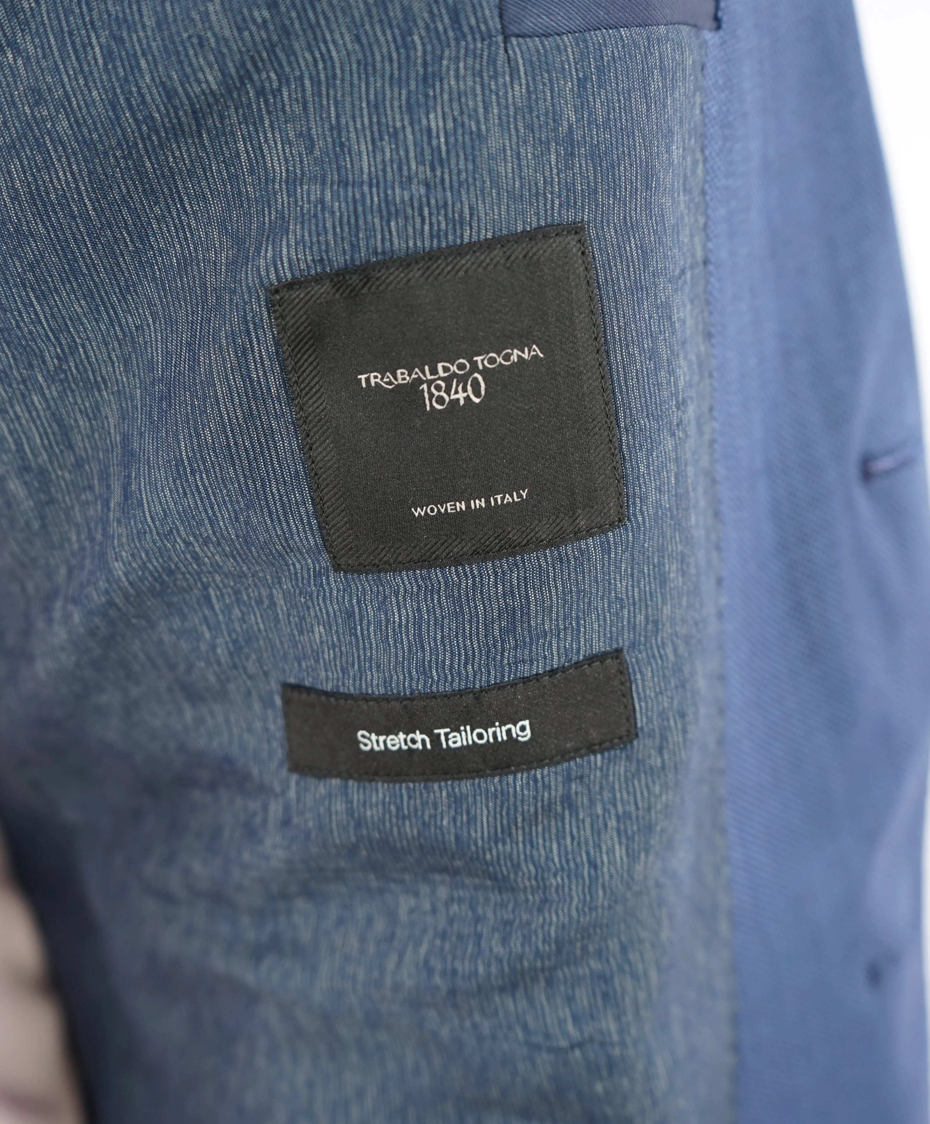 HUGO BOSS - “Hutson5/Gander2” Royal Weave MOP Buttons Bold Blue Blazer - 42R