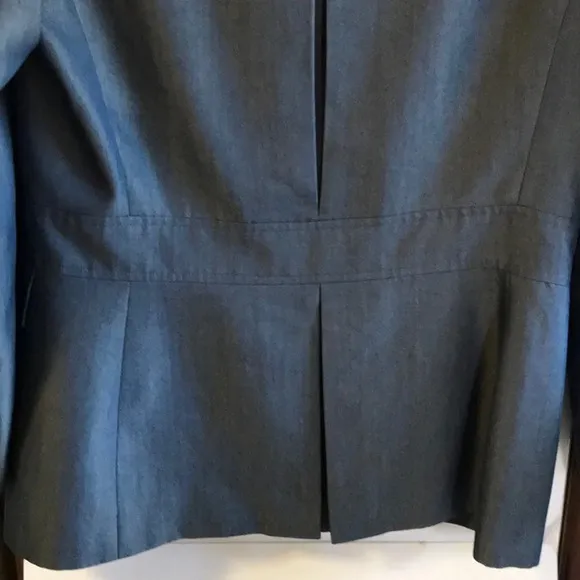 Kasper blue three-button fully lined blazer jacket