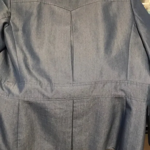 Kasper blue three-button fully lined blazer jacket