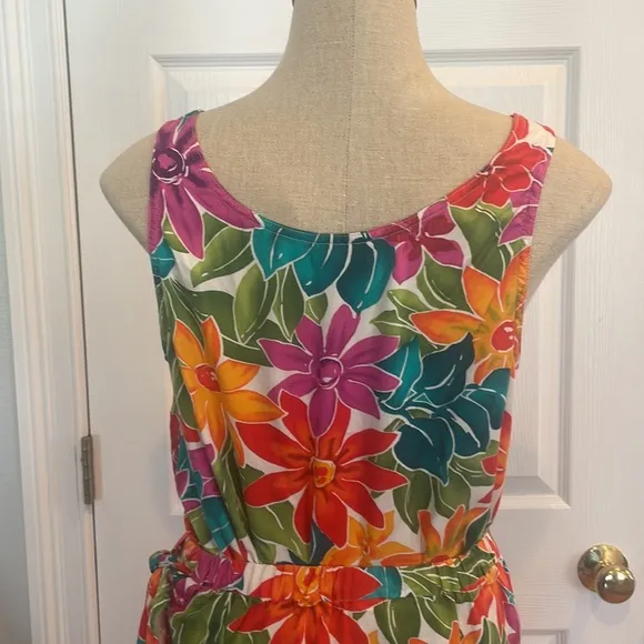 Liz Claiborne Lizsport tropical skirt blouse set M medium