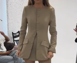 Long sleeve front button suit   short skirt suit