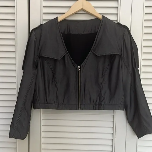 Lululemon‎ Tranquility Jacket Gray Approx. Size 10