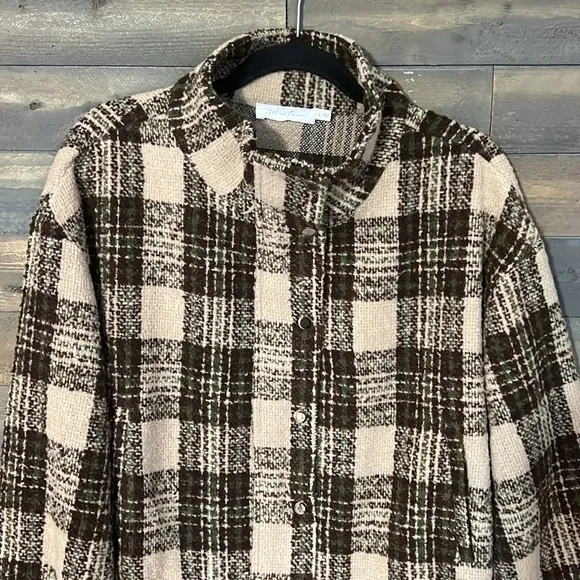 New All in Favor Plaid Crop Jacket Women’s Size Large in Chestnut Plaid