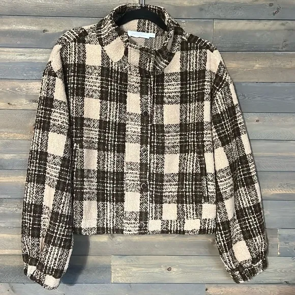 New All in Favor Plaid Crop Jacket Women’s Size Large in Chestnut Plaid