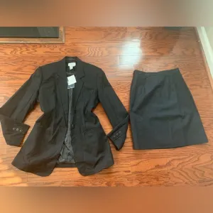 Newport News Linen Black Skirt Suit Size 12