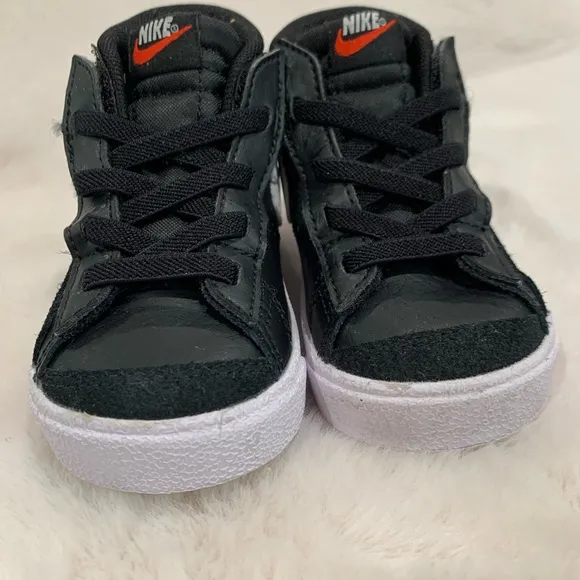 Nike Black Blazer mid 77 5C boys toddler