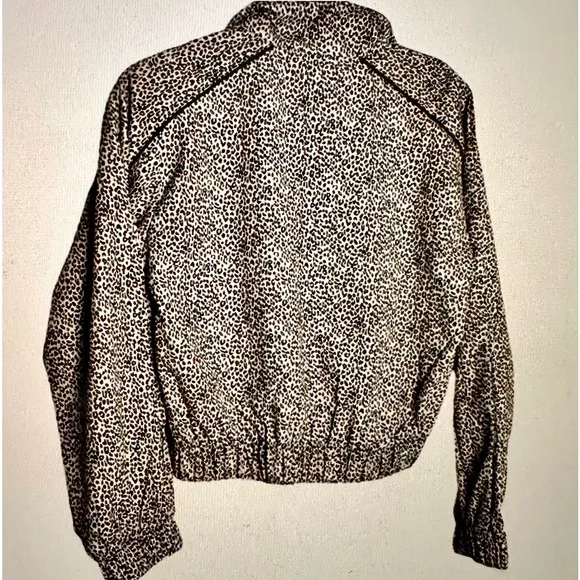 NWOT Allfenix Cropped Women's Jacket, M, Black Leopard with Zip Snap Closure.