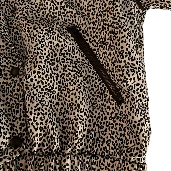 NWOT Allfenix Cropped Women's Jacket, M, Black Leopard with Zip Snap Closure.