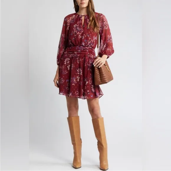 NWT Vince Camuto Women’s Fit and Flare Long Sleeve Dress Size 0