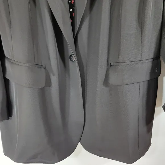 PART &amp; PARCEL The Longline Standard Bicep black tab sleeve classic blazer NEW