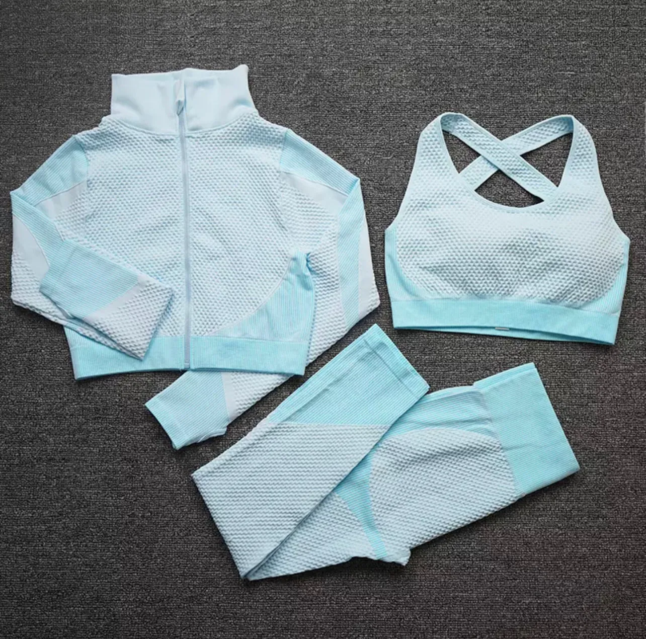 PRE-ORDER Trinity 3 Piece Seamless Fitness Set x Light Blue