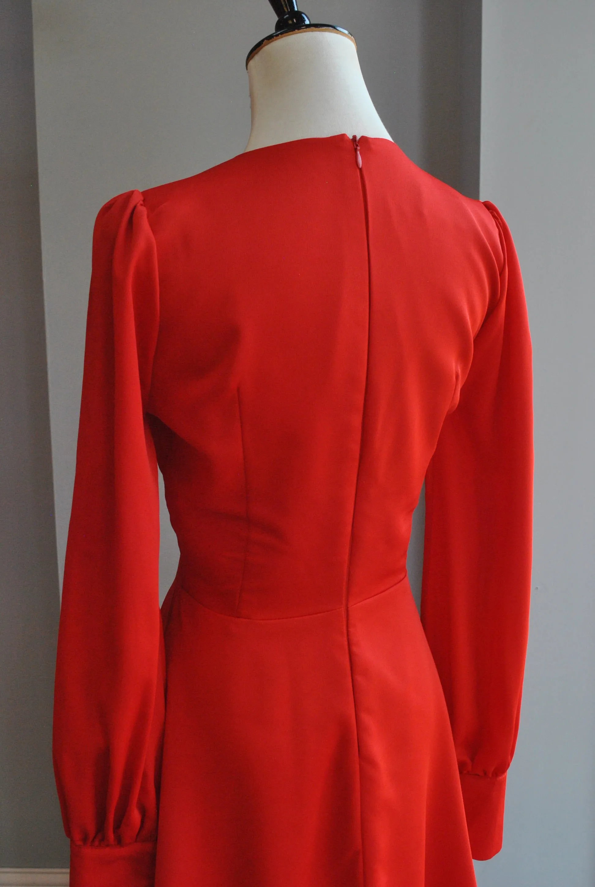 RED A-LINE DRESS WITH A PEEK A BOO