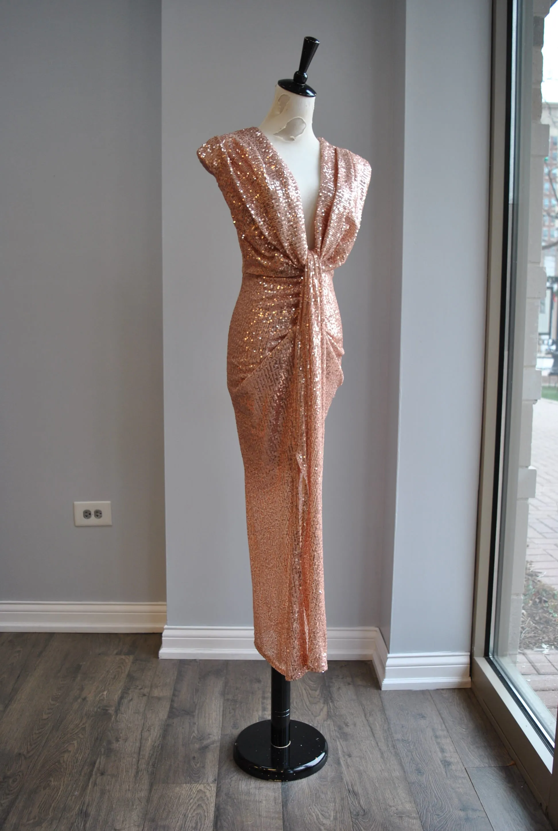 ROSE GOLD SEQUIN MIDI DRESS WITH FRONT RUSHING