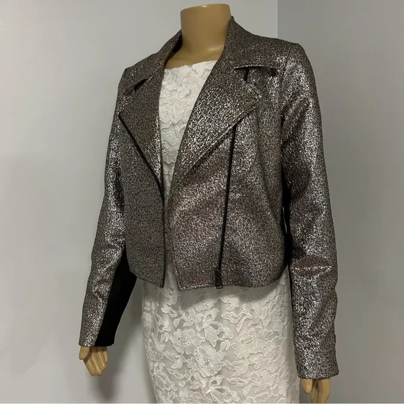 SB by Sachin Babi Cropped Moto Silver Gold Sparkled Sequin Jacket Size Medium