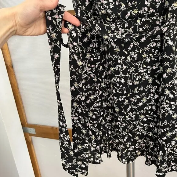 She   Sky Black Floral Ruffle Bottom Lined Mini Fit Flare A-Line Sun Dress Sz L