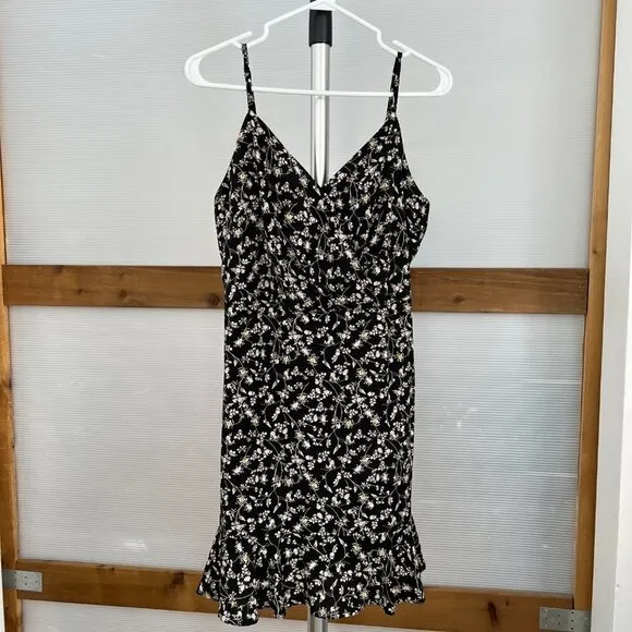 She   Sky Black Floral Ruffle Bottom Lined Mini Fit Flare A-Line Sun Dress Sz L
