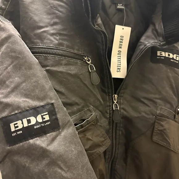 SMALL Women’s BDG Spliced Bomber Jacket in Black