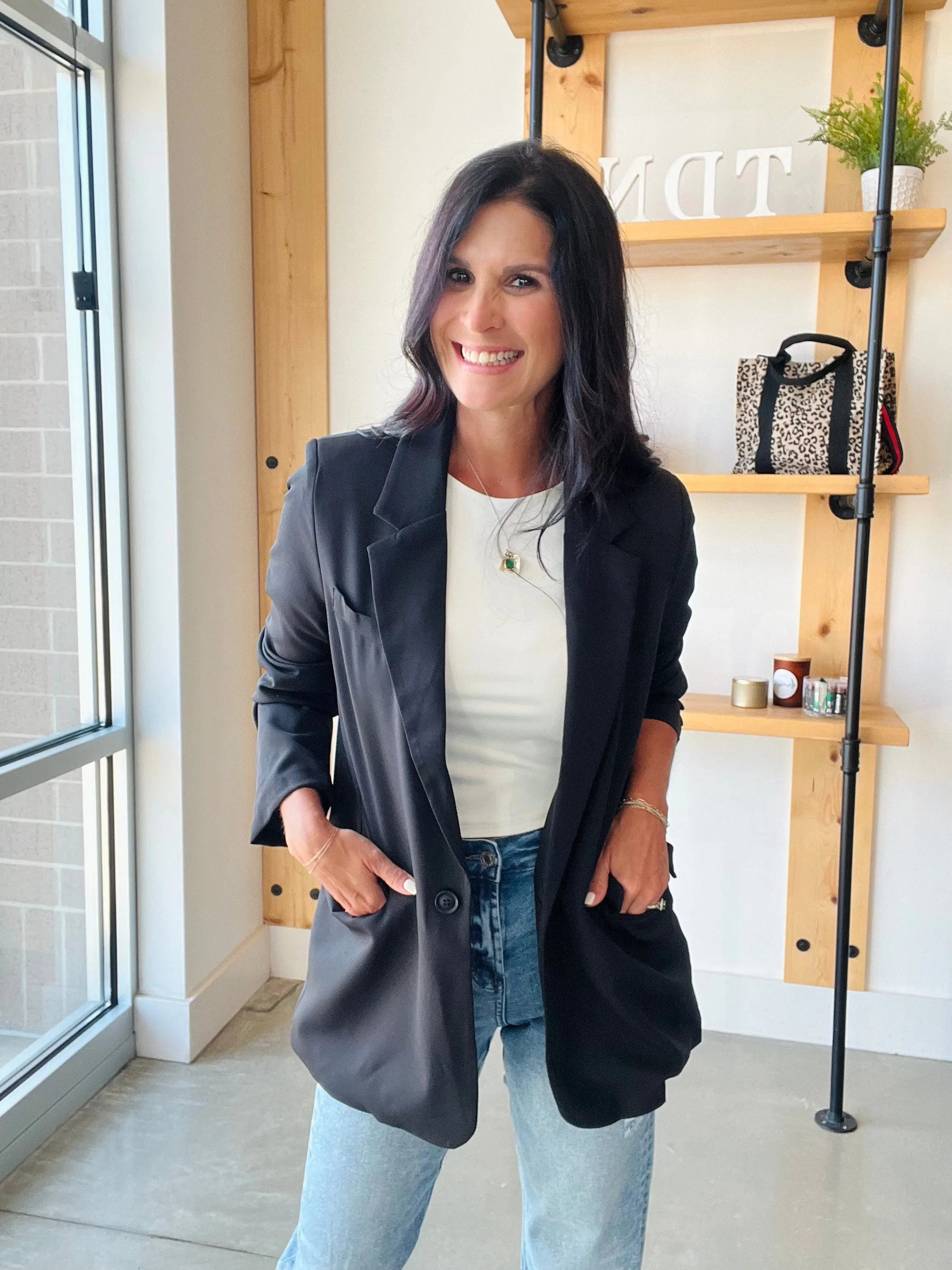 Solid Long Sleeve Blazer in Black
