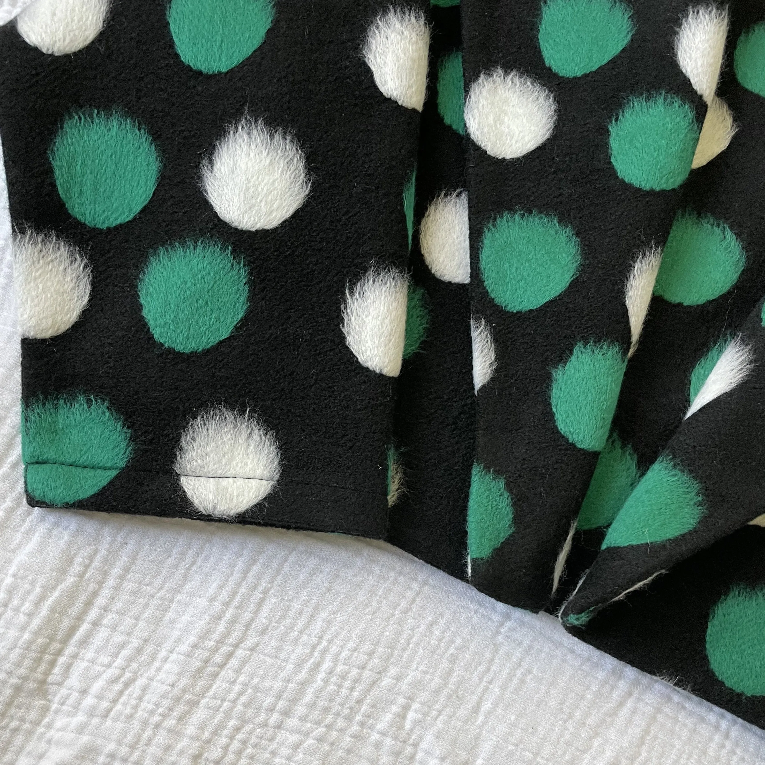 [STUDIO Collection] DOT Coat Black