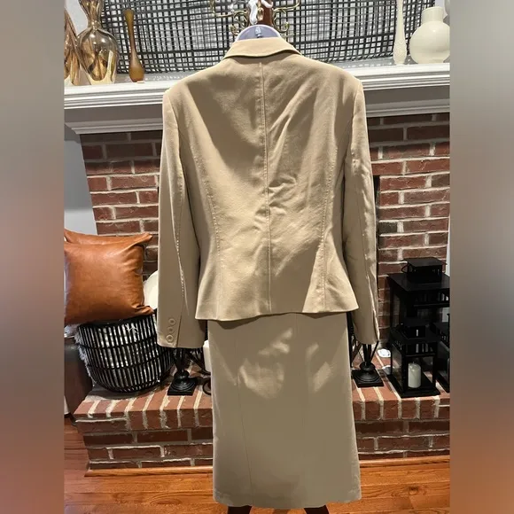 🔥TALBOTS 3 PIECE SUIT!Color:TAN,SIZE/10 Skirt, Pants &amp; Jacket Full Lined! Nice!