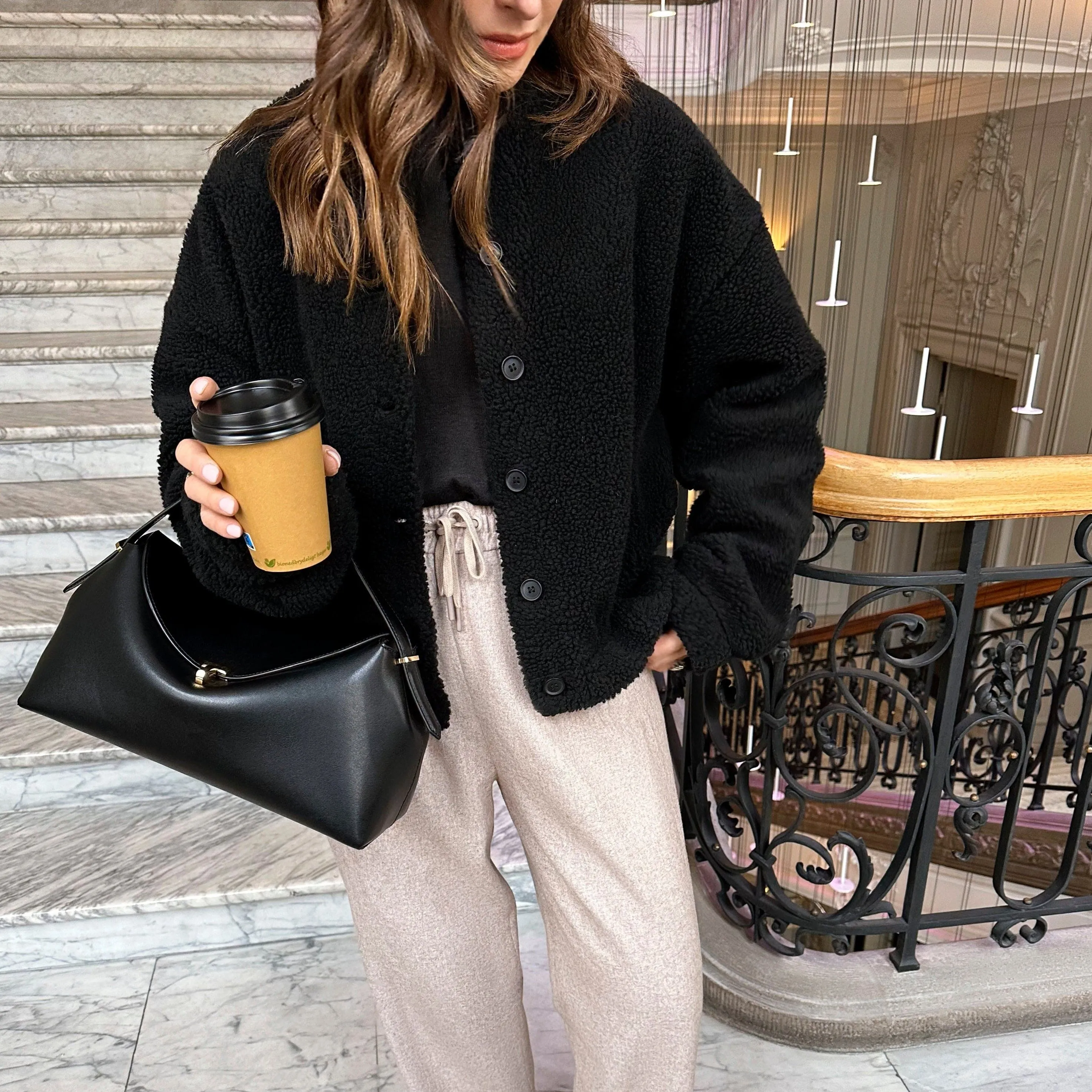 TEDDY CROPPED JACKET - BLACK
