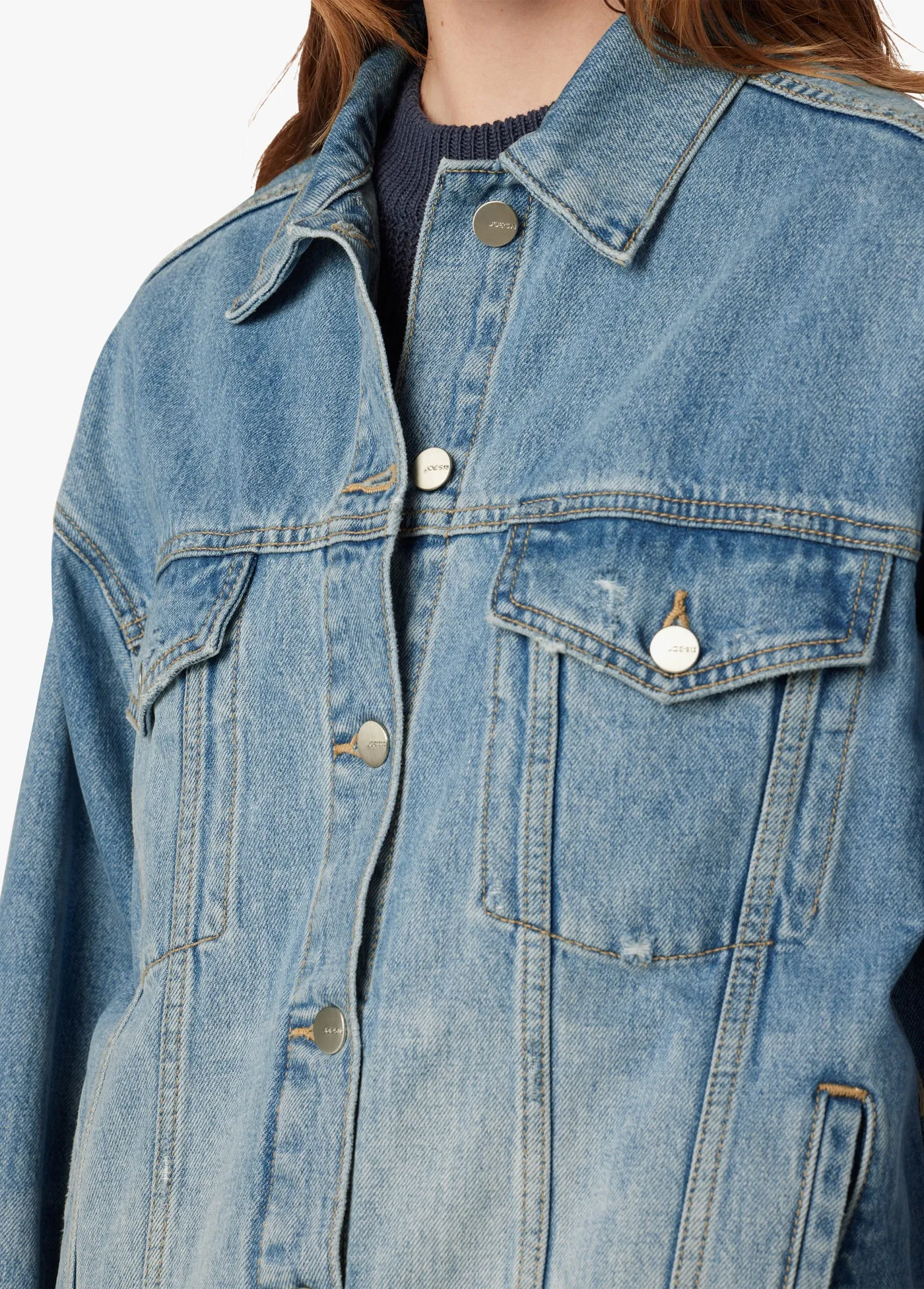 THE OVERSIZED JACKET