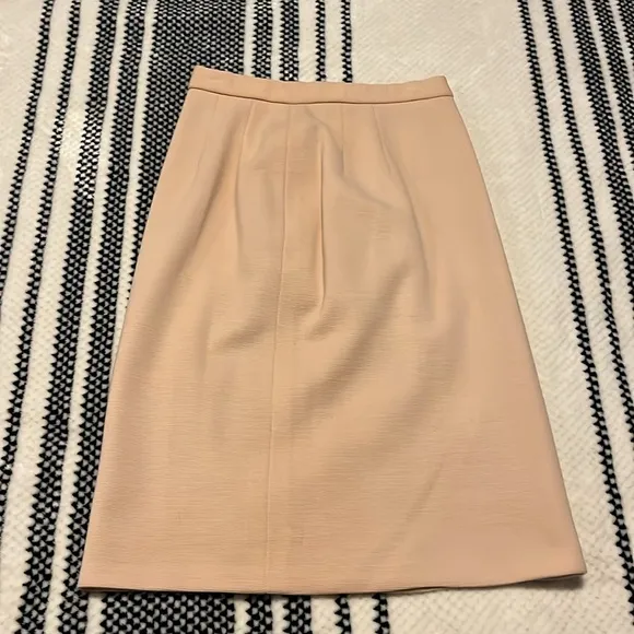 Vintage sleeveless skirt suit