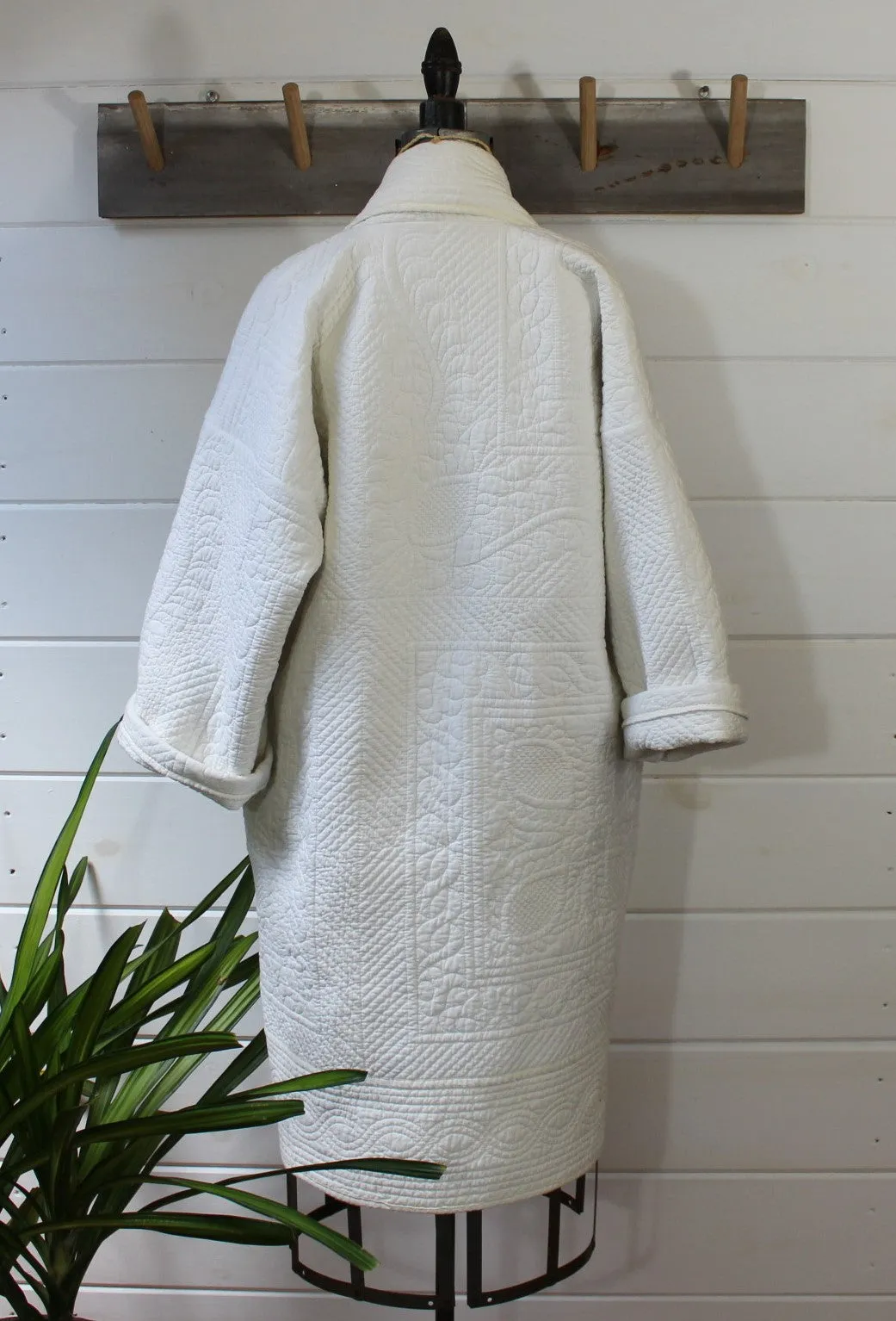White Quilt Duster Jacket/for Colette